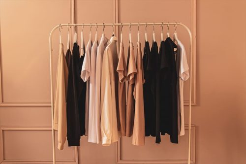 5 dicas de como organizar guarda-roupa