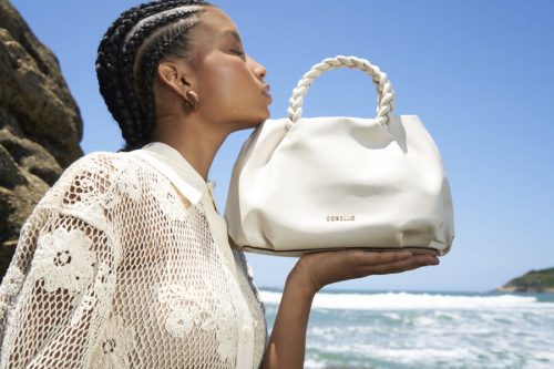 5 ideias de looks com bolsa branca para você se inspirar!